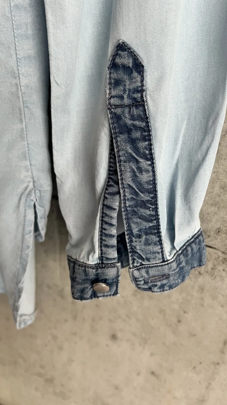 Label and details